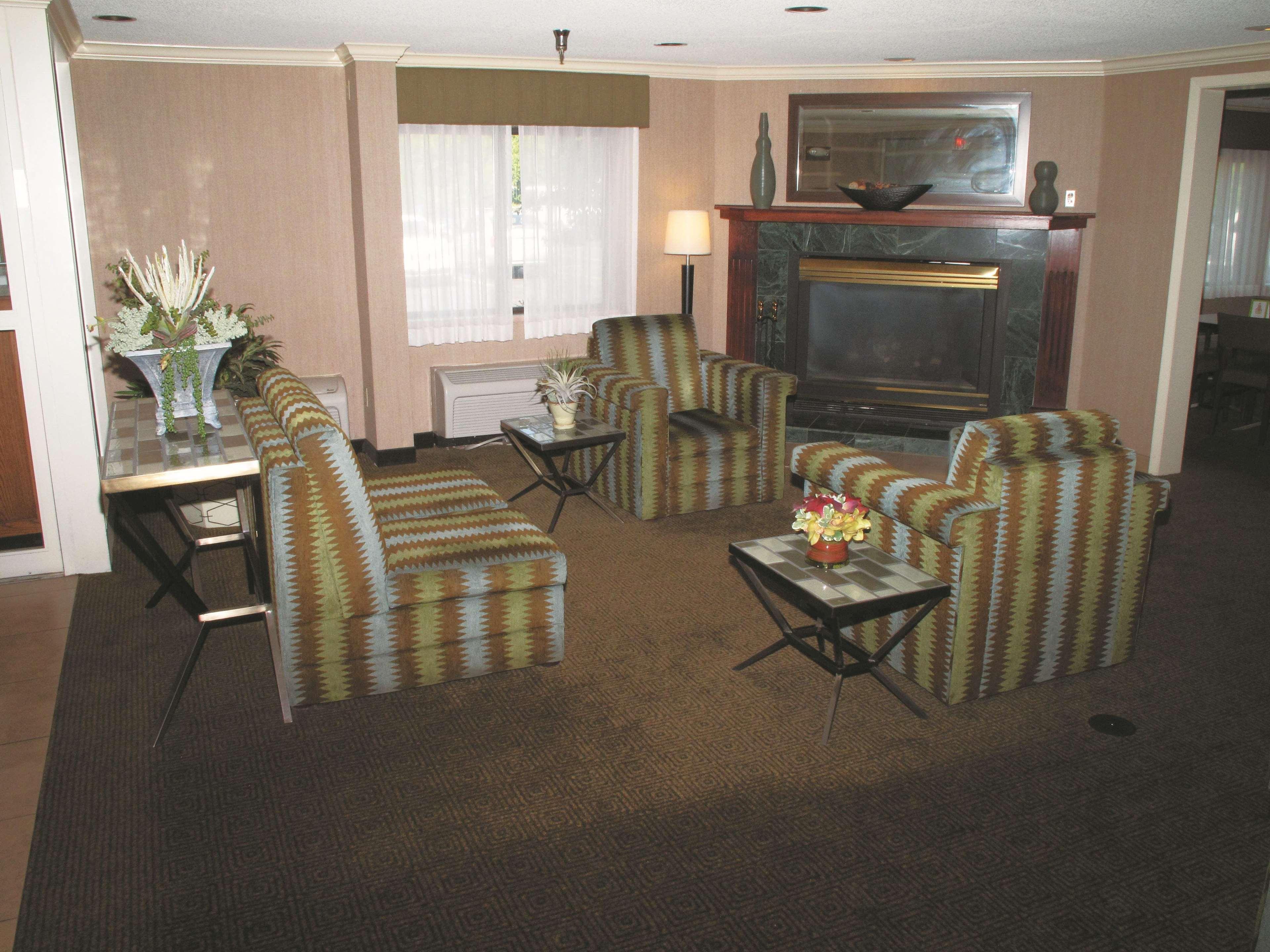 La Quinta Inn By Wyndham Kansas City North North Kansas City Buitenkant foto