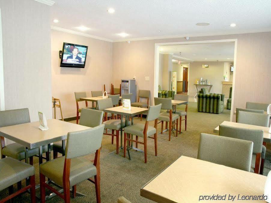 La Quinta Inn By Wyndham Kansas City North North Kansas City Buitenkant foto